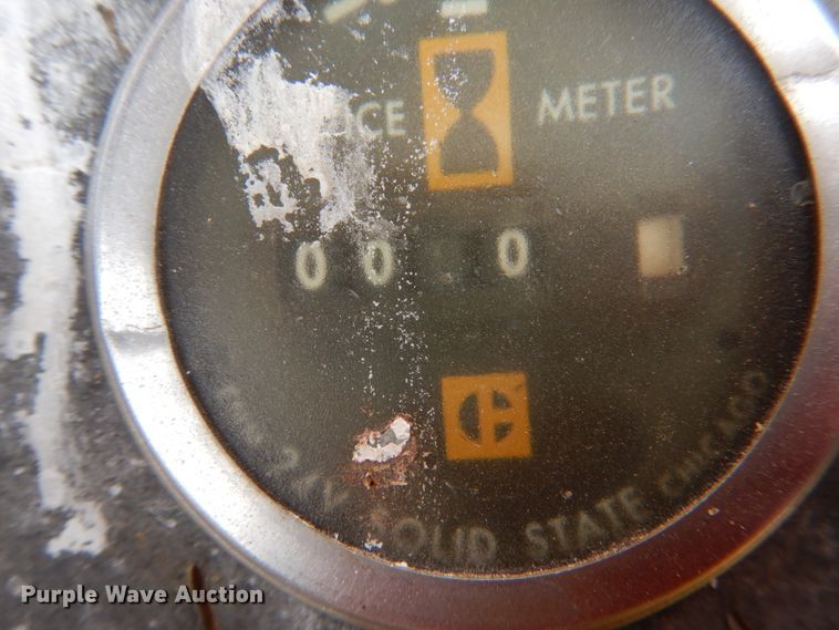 image for item KQ9658 1978 Caterpillar 977L  track loader