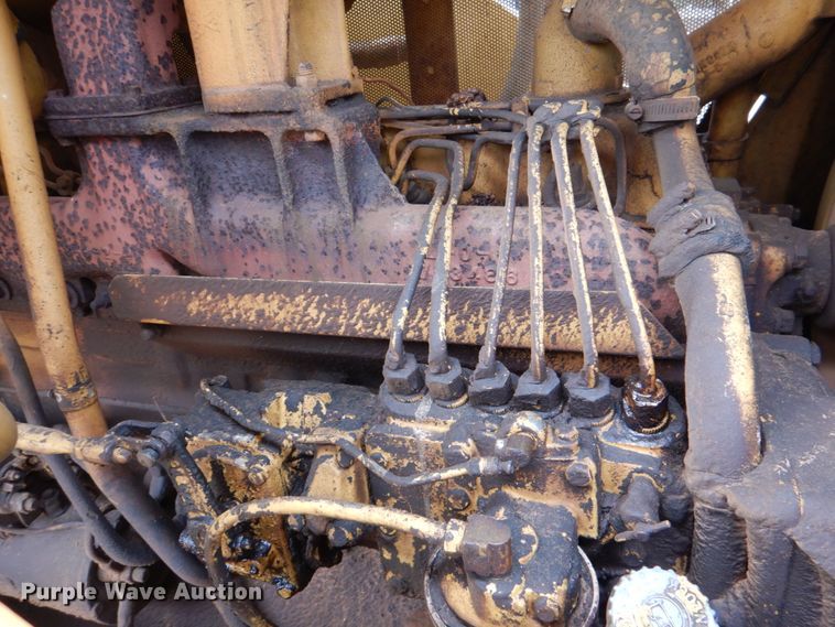 image for item KQ9658 1978 Caterpillar 977L  track loader