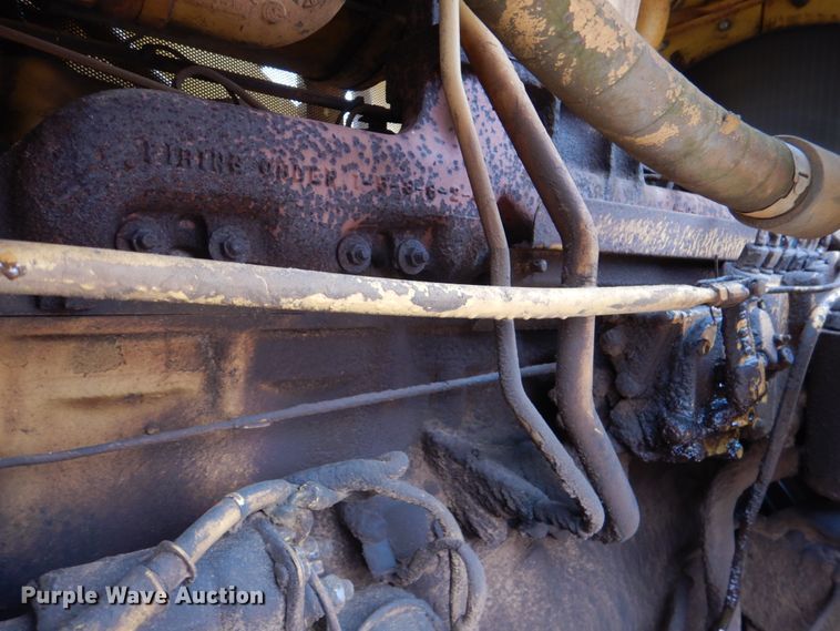 image for item KQ9658 1978 Caterpillar 977L  track loader