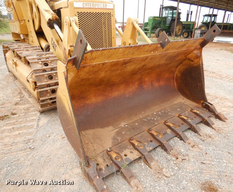 image for item KQ9658 1978 Caterpillar 977L  track loader