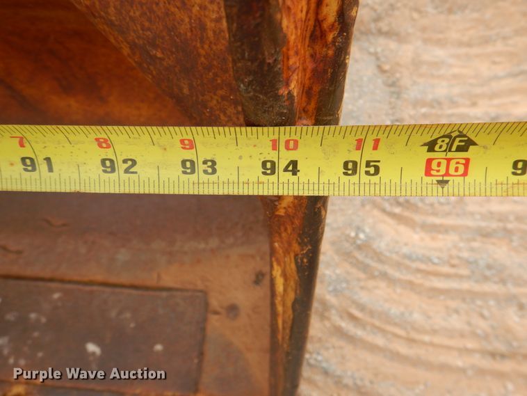 image for item KQ9658 1978 Caterpillar 977L  track loader