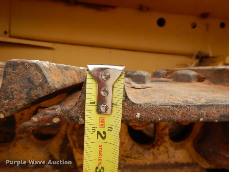 image for item KQ9658 1978 Caterpillar 977L  track loader