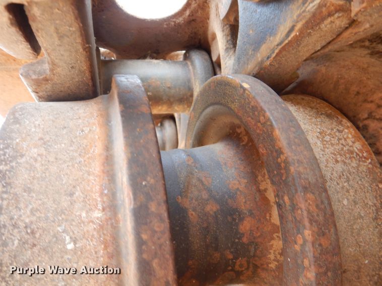 image for item KQ9658 1978 Caterpillar 977L  track loader