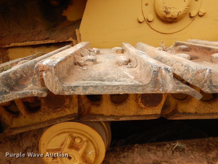image for item KQ9658 1978 Caterpillar 977L  track loader