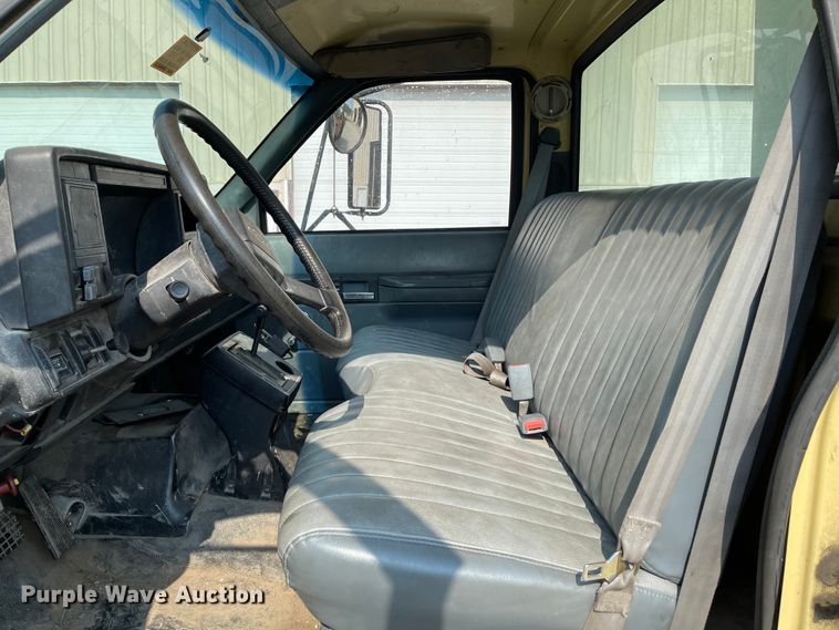 image for item KU9253 1991 Chevrolet Kodiak  crane truck