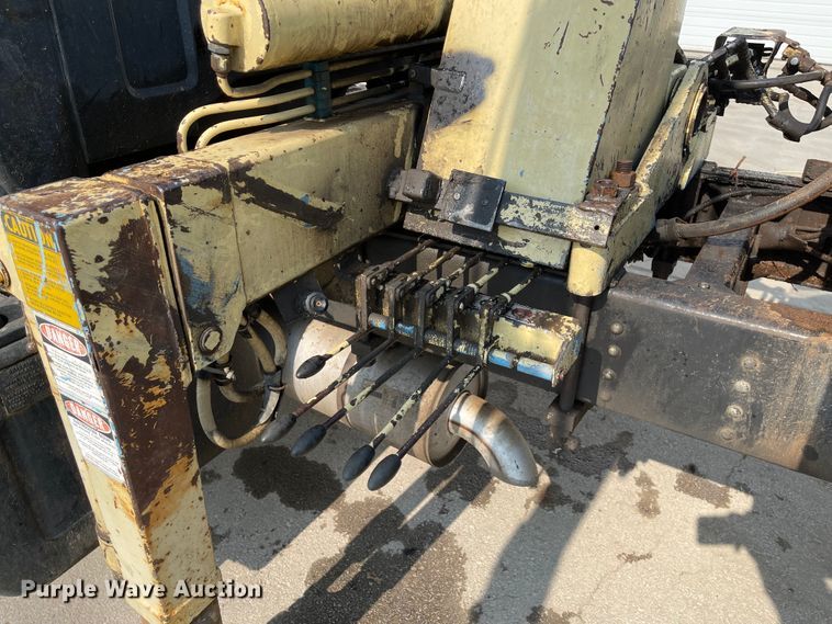 image for item KU9253 1991 Chevrolet Kodiak  crane truck