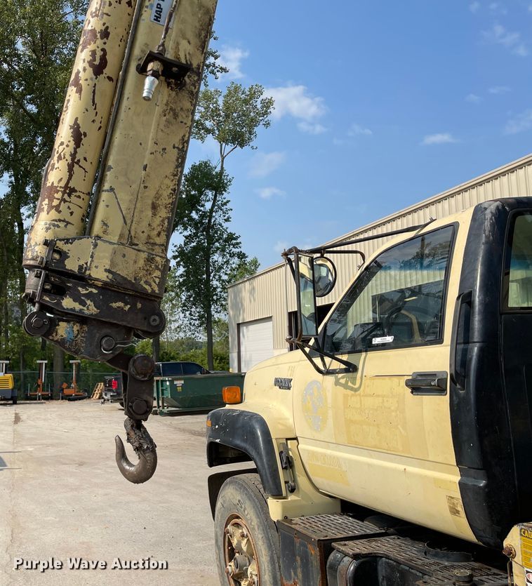 image for item KU9253 1991 Chevrolet Kodiak  crane truck