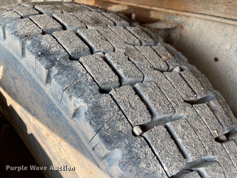 image for item KU9253 1991 Chevrolet Kodiak  crane truck