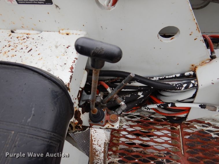 image for item KY9554 2001 International 4900  pressure digger truck