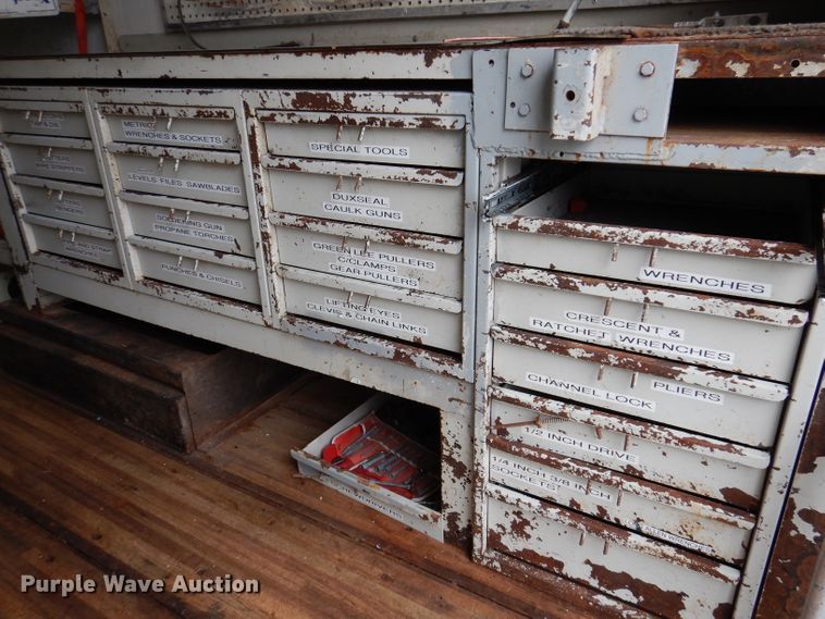 image for item KY9555 2003 Ford E550 Super Duty  box truck