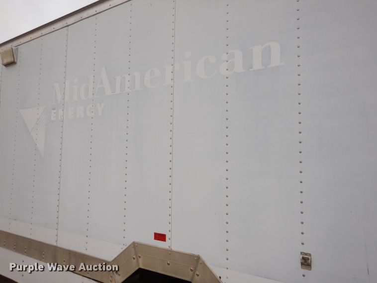 image for item KY9555 2003 Ford E550 Super Duty  box truck