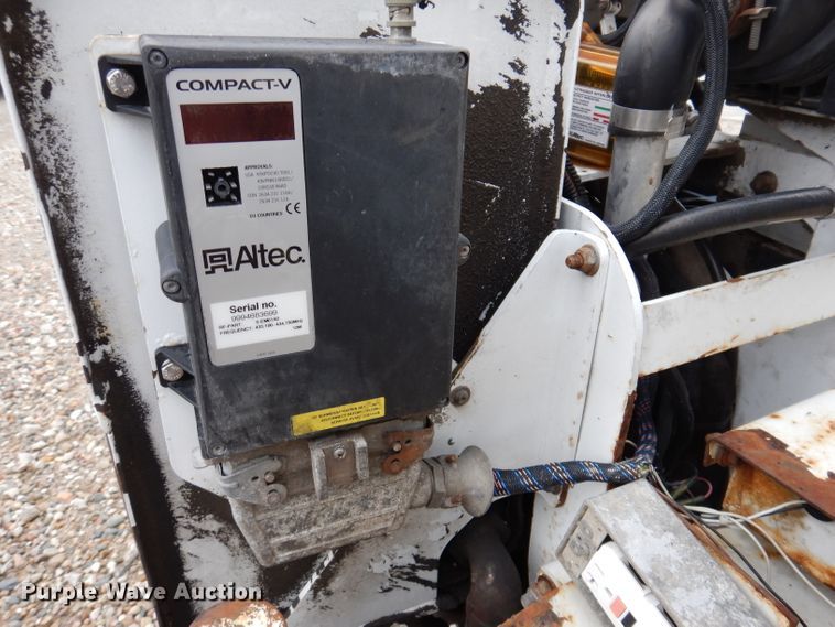 image for item KY9556 Altec DB35  mini digger derrick