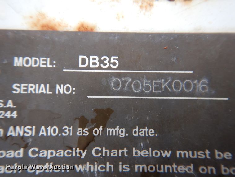 image for item KY9556 Altec DB35  mini digger derrick