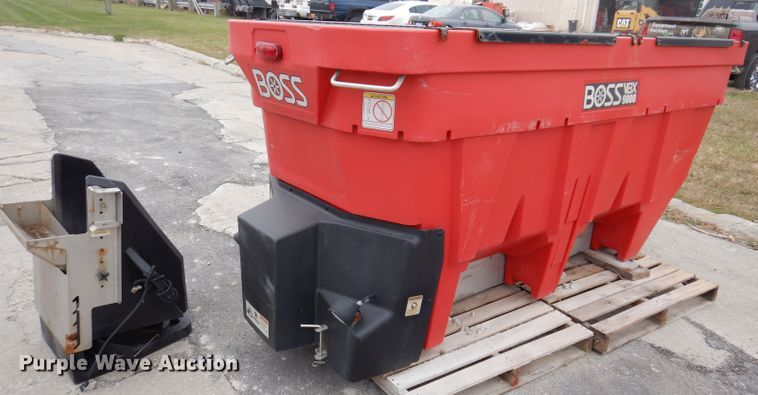 image for item KY9578 Boss VBX 9000 spreader