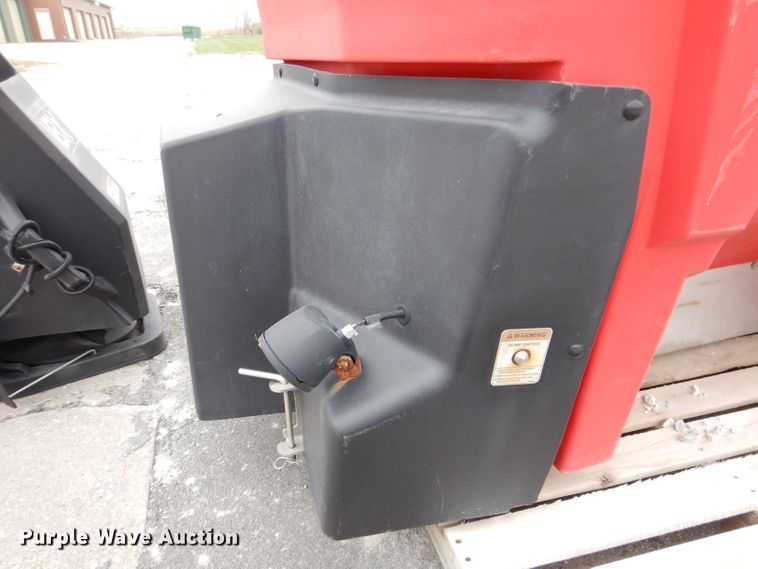 image for item KY9578 Boss VBX 9000 spreader