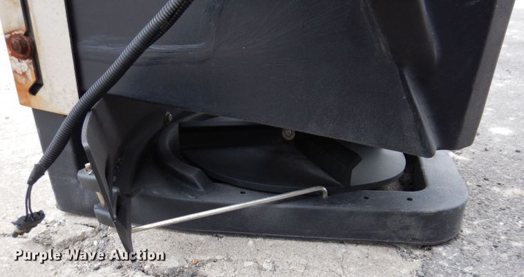 image for item KY9578 Boss VBX 9000 spreader