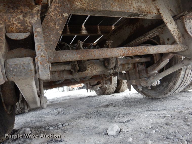 image for item KY9580 1998 Cronkhite 6400A  equipment trailer