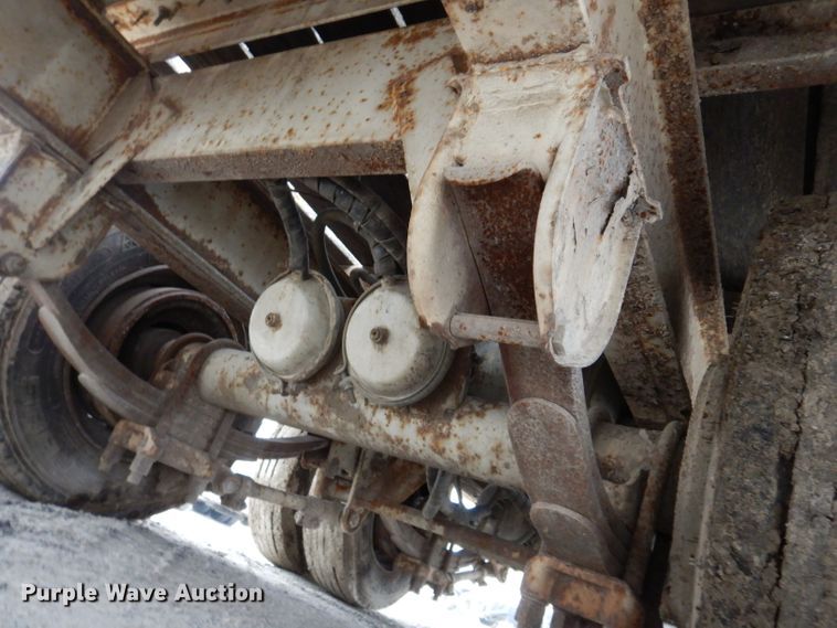 image for item KY9580 1998 Cronkhite 6400A  equipment trailer