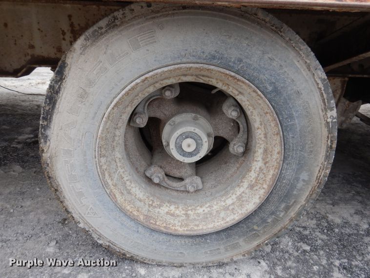 image for item KY9580 1998 Cronkhite 6400A  equipment trailer