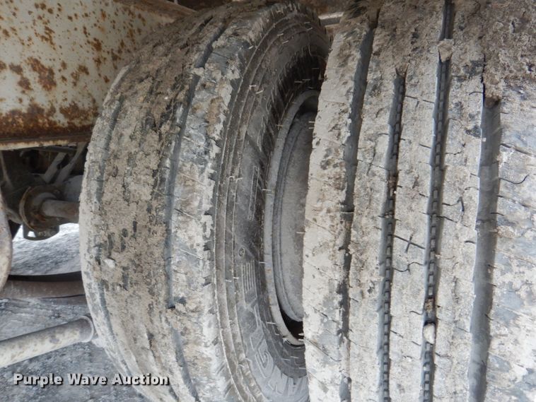 image for item KY9580 1998 Cronkhite 6400A  equipment trailer