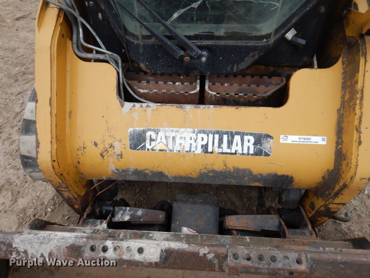 image for item KY9582 2012 Caterpillar 259B3  tracked skid steer loader