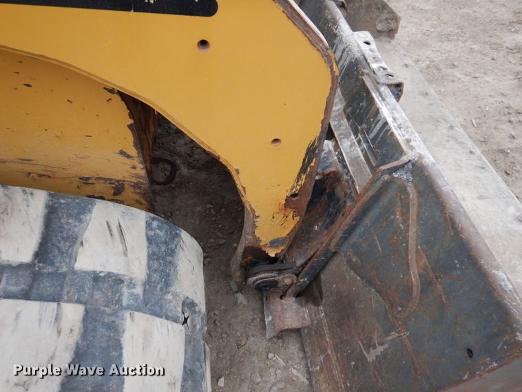 image for item KY9582 2012 Caterpillar 259B3  tracked skid steer loader