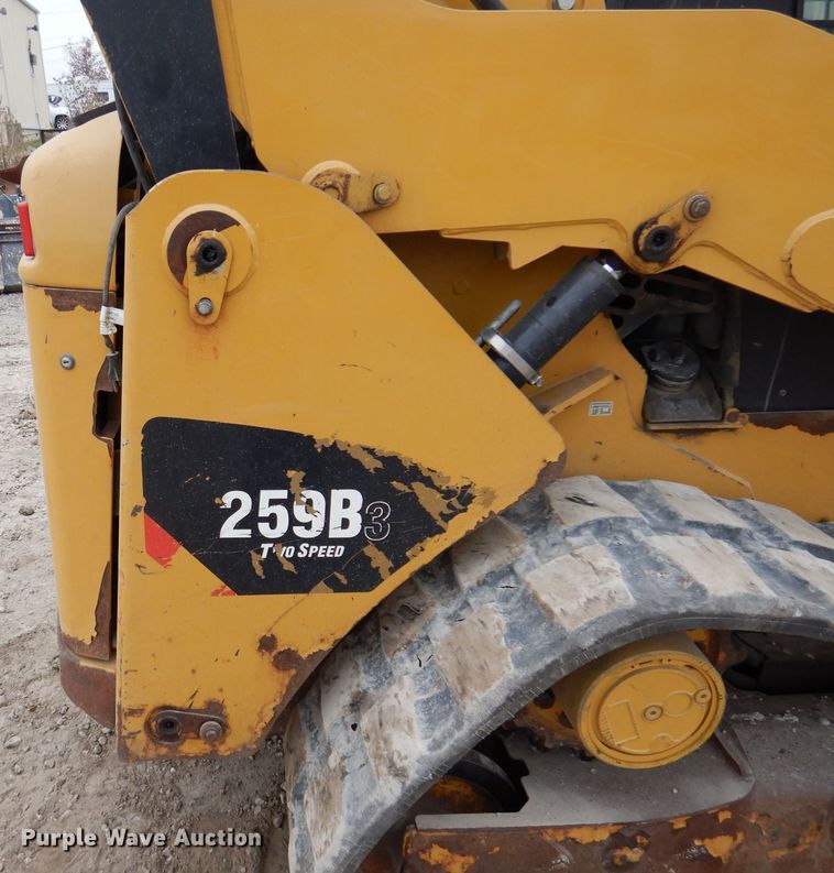 image for item KY9582 2012 Caterpillar 259B3  tracked skid steer loader