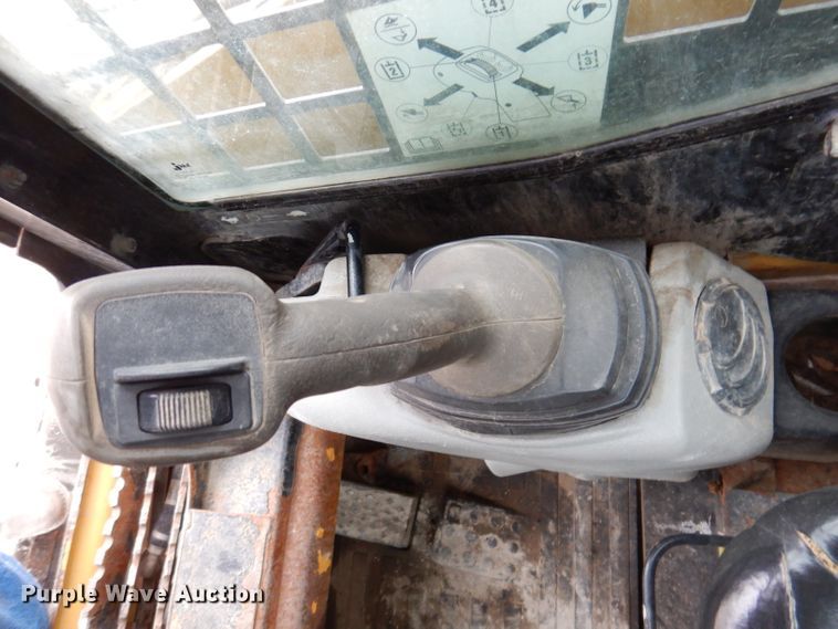 image for item KY9582 2012 Caterpillar 259B3  tracked skid steer loader