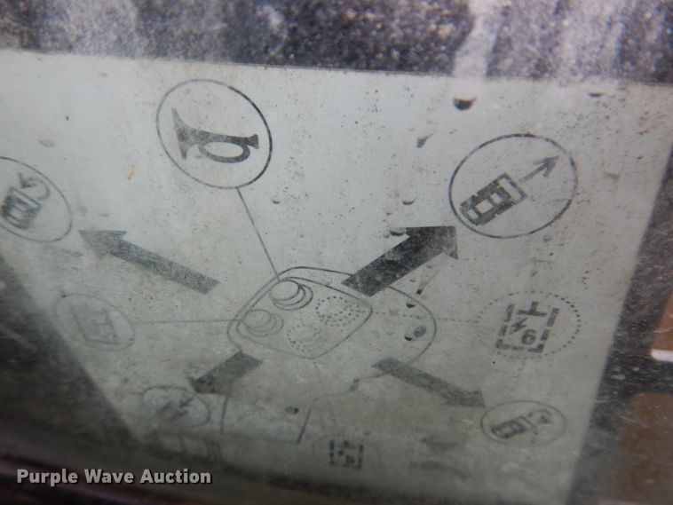 image for item KY9582 2012 Caterpillar 259B3  tracked skid steer loader