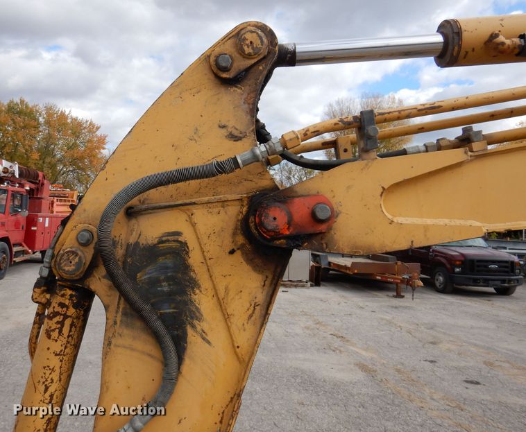 image for item KY9647 2000 John Deere 35ZTS  mini excavator