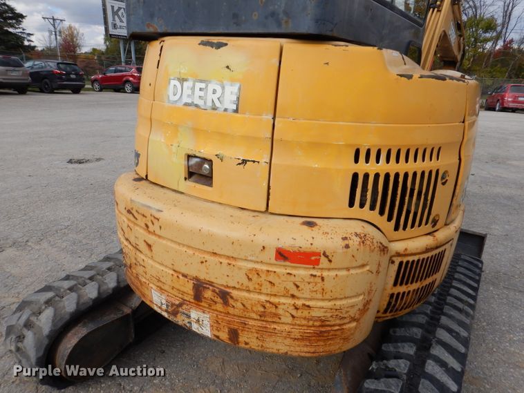 image for item KY9647 2000 John Deere 35ZTS  mini excavator