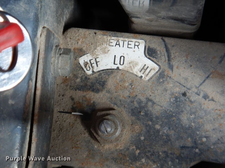 image for item KY9647 2000 John Deere 35ZTS  mini excavator