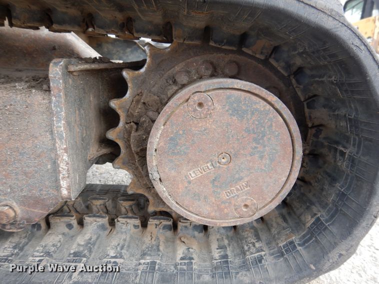 image for item KY9647 2000 John Deere 35ZTS  mini excavator