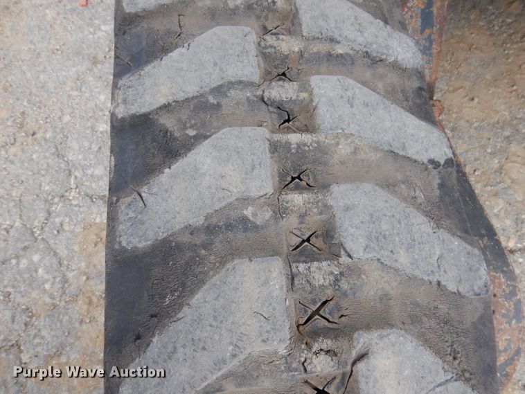 image for item KY9647 2000 John Deere 35ZTS  mini excavator