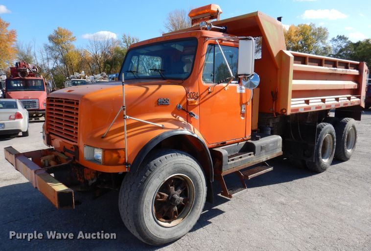 image for item KY9649 1998 International 4900  dump truck