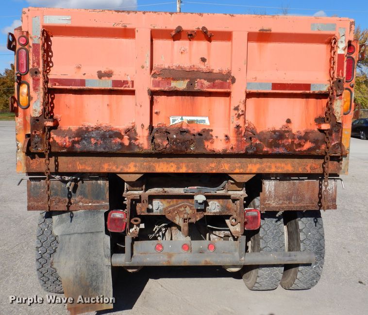 image for item KY9649 1998 International 4900  dump truck
