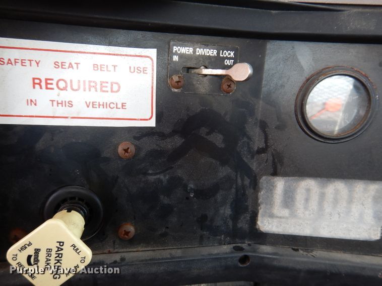 image for item KY9649 1998 International 4900  dump truck