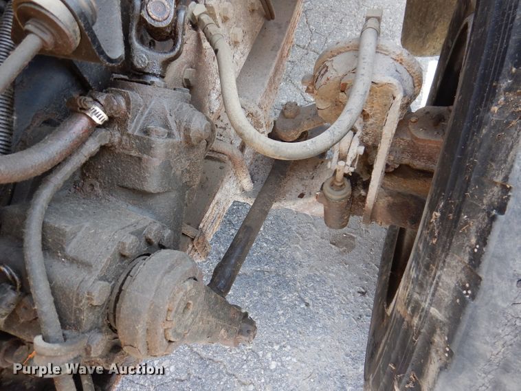 image for item KY9649 1998 International 4900  dump truck