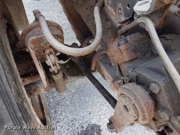 image for item KY9649 1998 International 4900  dump truck