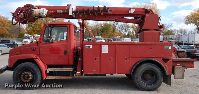 image for item KY9656 1998 Freightliner Business Class FL70  digger derrick truck