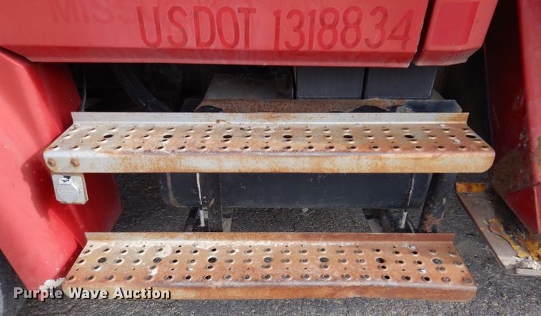 image for item KY9656 1998 Freightliner Business Class FL70  digger derrick truck