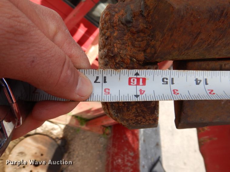 image for item KY9656 1998 Freightliner Business Class FL70  digger derrick truck