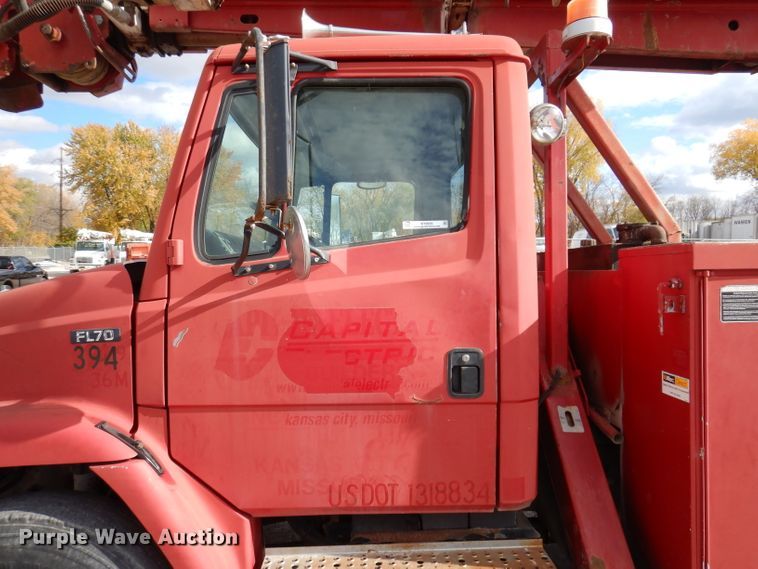 image for item KY9656 1998 Freightliner Business Class FL70  digger derrick truck