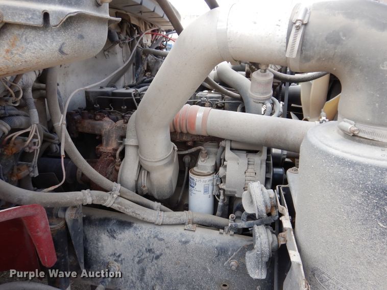 image for item KY9656 1998 Freightliner Business Class FL70  digger derrick truck