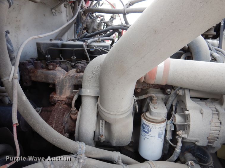 image for item KY9656 1998 Freightliner Business Class FL70  digger derrick truck