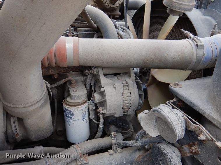 image for item KY9656 1998 Freightliner Business Class FL70  digger derrick truck