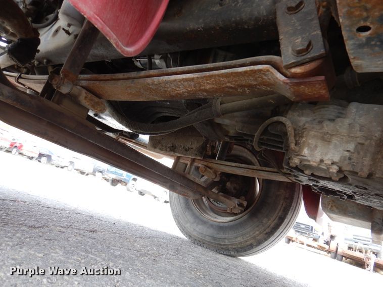 image for item KY9656 1998 Freightliner Business Class FL70  digger derrick truck