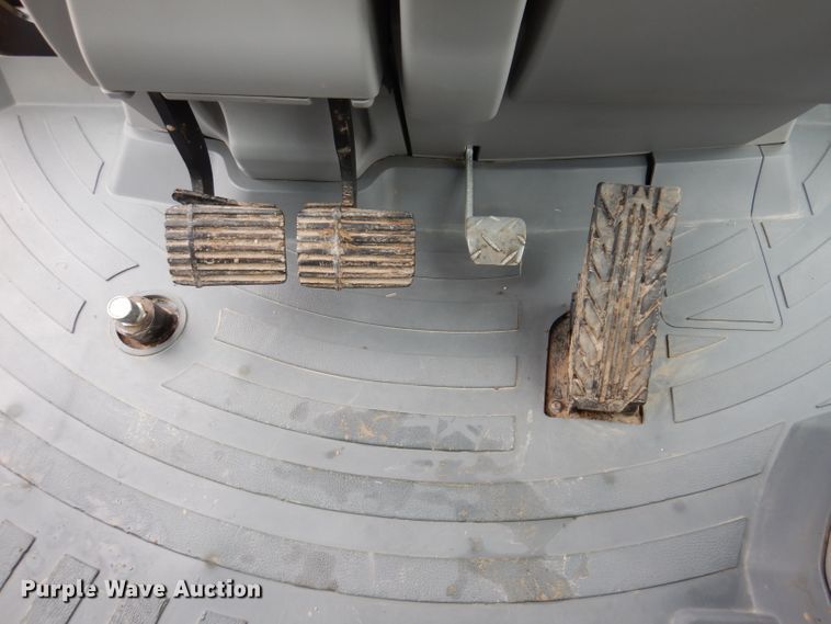 image for item KY9670 2014 Caterpillar 430F  backhoe