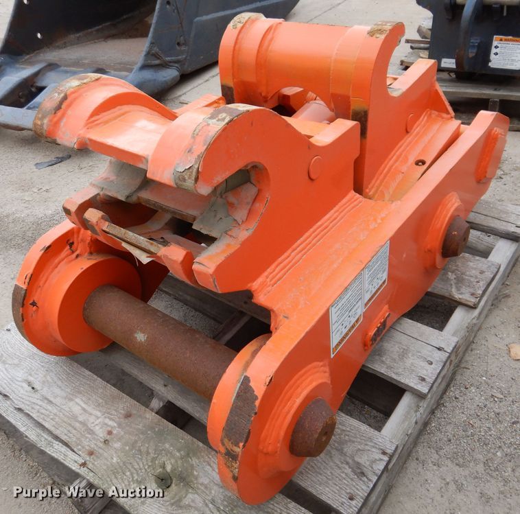 image for item KY9679 JRB excavator quick coupler