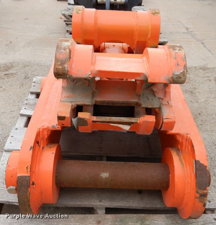 image for item KY9679 JRB excavator quick coupler